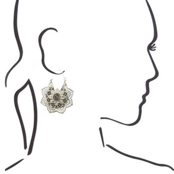 Silver Boho Flower Casting Etched Earrings - Picture 3 of 3